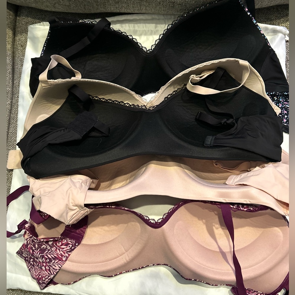 5 Maidenform XL wireless Bras - Picture 2 of 7